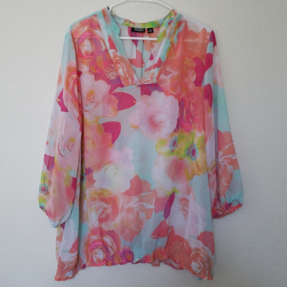 Spring floral bouse
